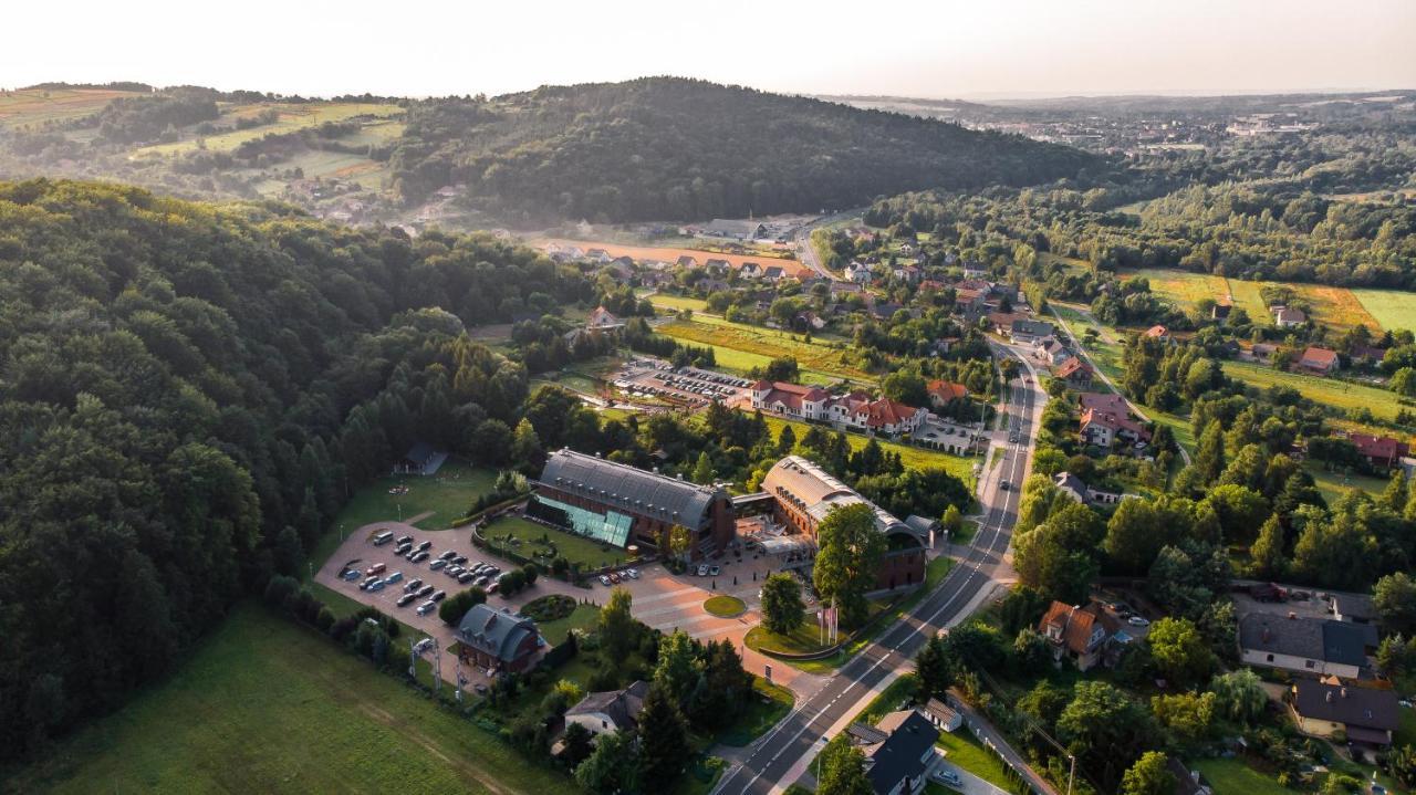 Mlyn Jacka Hotel & Spa Jaroszowice Buitenkant foto